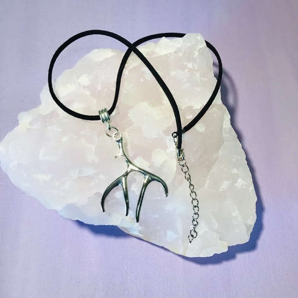 Deer Antlers Necklace Silver Black Velvet Choker Womens Jewellery NWT - Picture 4 of 4